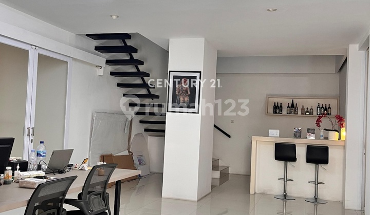 Rumah Modern Bintaro Jaya Sektor 3 Dekat Stasiun KRL Td16935
