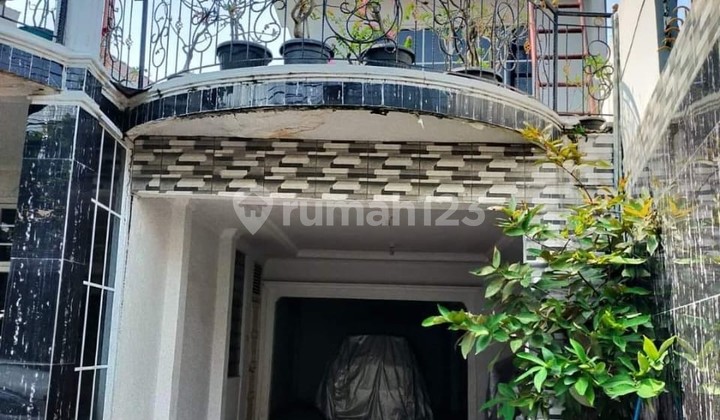 Rumah 2 Lantai Minimalis Di Area Strategis Jagakarsa Jaksel MK-15910