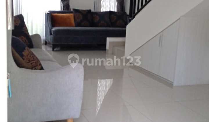 Beautiful Amanda Cluster Furnished House at Summarecon Bandung