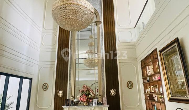 Rumah Mewah Furnish Swimming Pool Cluster Emily Summarecon Bandung