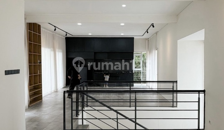 Rumah Aesthetic View Alam di Awiligar Dago Bandung Utara