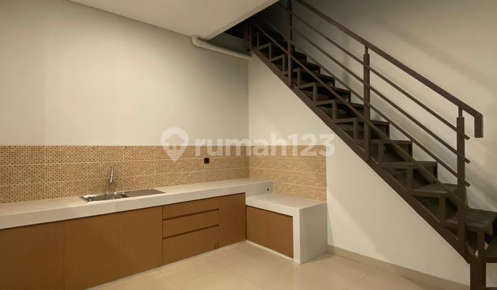 For Rent Rare Ready-to-Occupy Singgasana Pradana House Prime Strategic Location Excellent