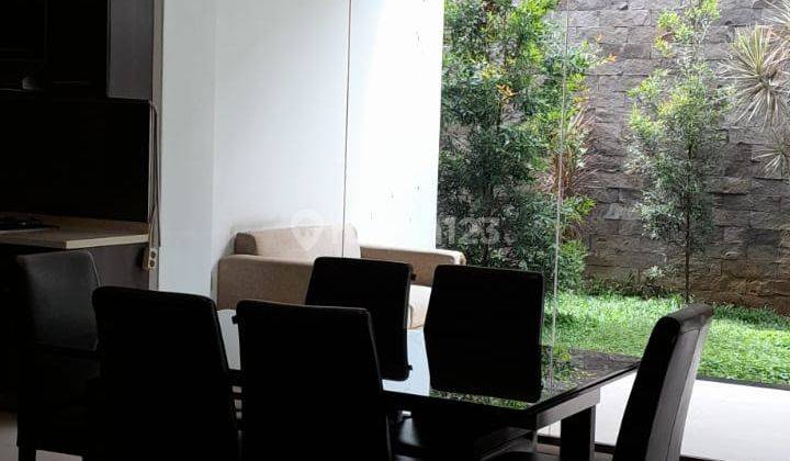 Rumah Mewah Semi Furnish Hadap Timur Di Batununggal Indah 1