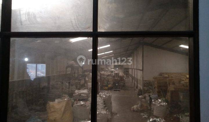 Dijual Bangunan Ex Pabrik di Holis Cicukang 2
