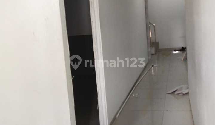 Disewakan Ruko Bagus Strategis Mainroad Sumber Sari 9