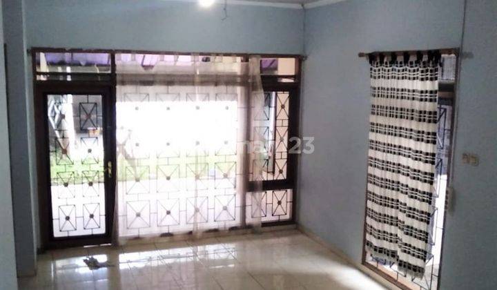 Disewakan Rumah Besar di Sumber Sari 2