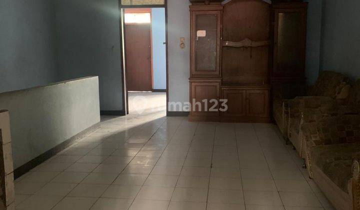 Disewakan Ruko 3 Lantai di Taman Kopo Indah 4