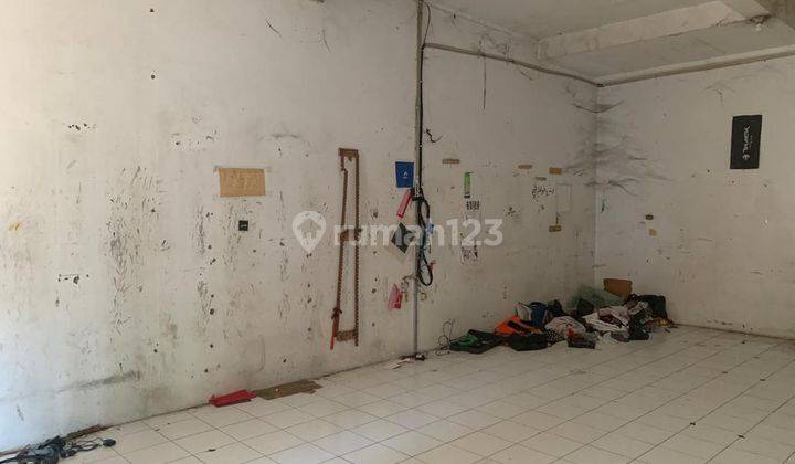 Disewakan Ruko Lokasi Strategis di Taman Kopo Indah 3 3