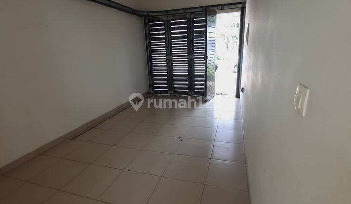 Disewakan Rumah Tipe Amanda Basic Summarecon Bandung 8