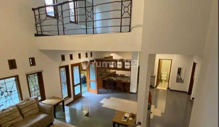 Disewakan Rumah Lux Full Furnish Terusan Sutami Sayap Pasteur Setra Sari 1