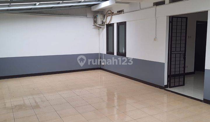 Disewakan Rumah Istimewa Kota Baru Parahyangan 2