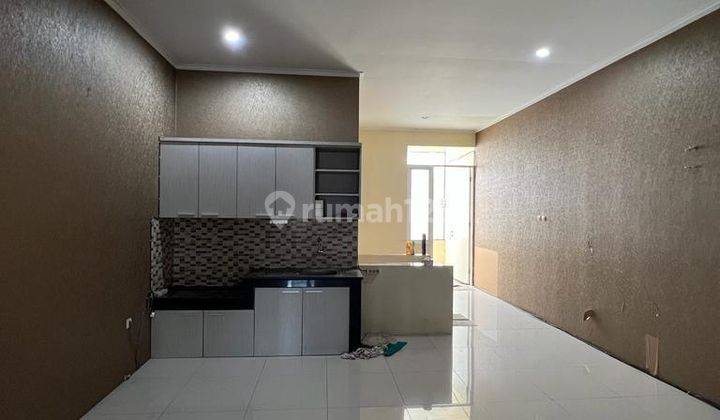 Sewa Ruko Minimalis Semi Furnish Taman Holis Indah 5