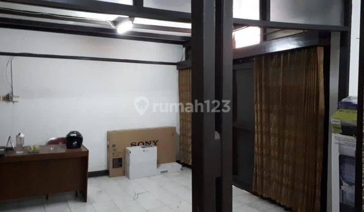 Rumah Hook Murah Harga Miring Lokasi Prime di Jalan Elang 2