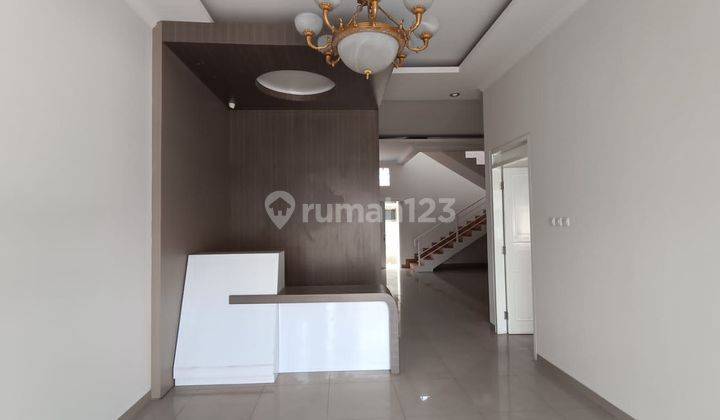 Rumah Bagus Minimalis Mainroad Jalan Karawitan Turangga 2