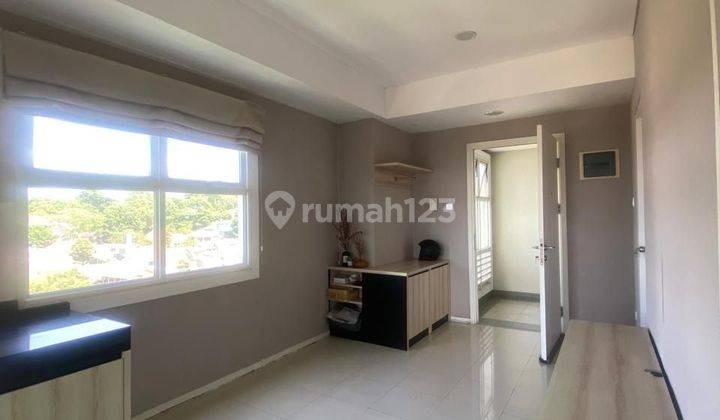 2 Bedroom Lt 9 Tipe Hook Double View Furnish Parahyangan Residences 2