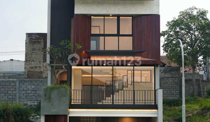 Rumah Baru Modern Design Setraduta Hegar