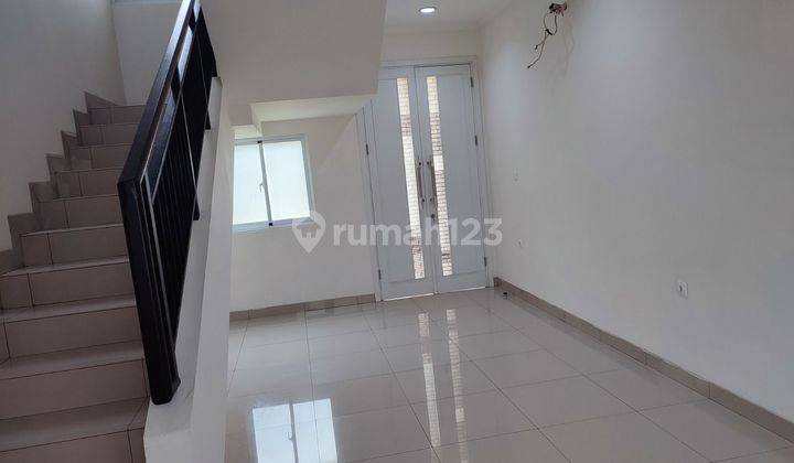 Rumah Bagus Tipe Amanda Summarecon Bandung 2