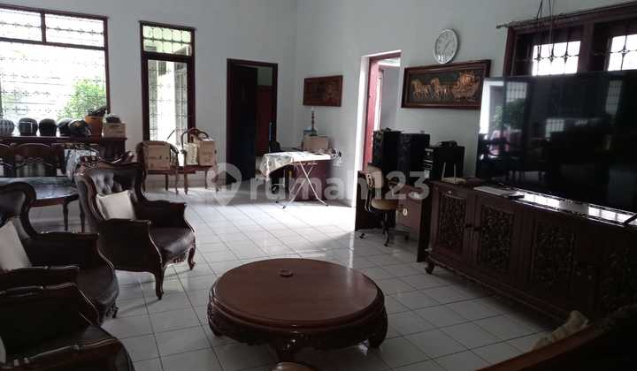 Rumah Komersil Super Strategis Jalan Utama Riau
