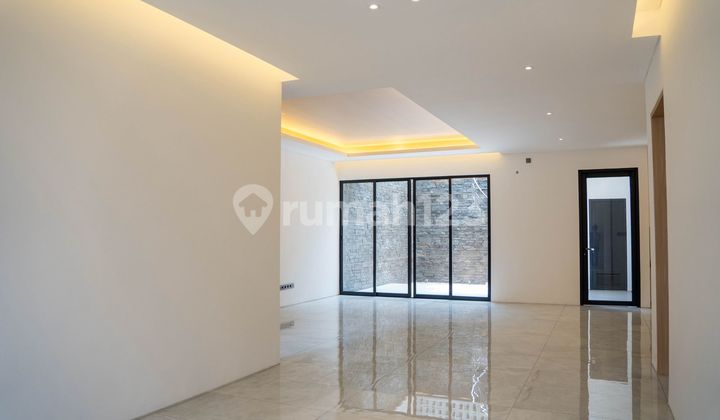 Rumah Baru Modern Mekarwangi Lokasi Depan