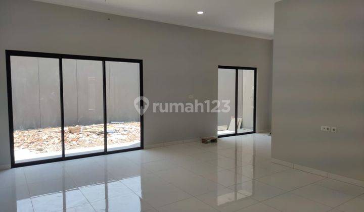 Rumah Baru Modern Tengah Kota Area Kembar Bkr 1