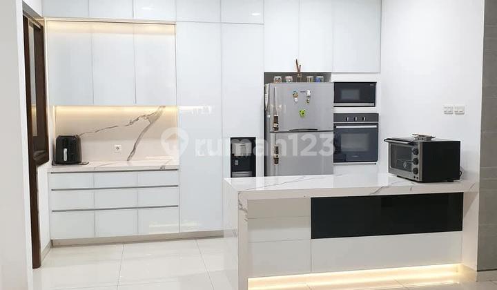 Dijual Cepat Rumah Istimewa Modern Lokasi Bagus Kembar Mas Pusat Kota