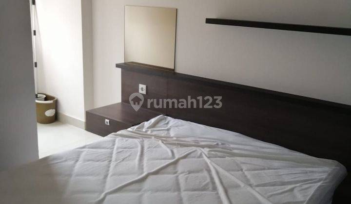 2BR Bagus Furnish View Gunung Hadap Timur Apartemen Sudirman Suites 1