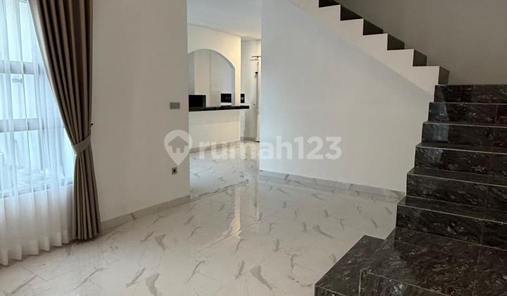 Rumah Baru Cantik Modern Setiabudi Regency 1