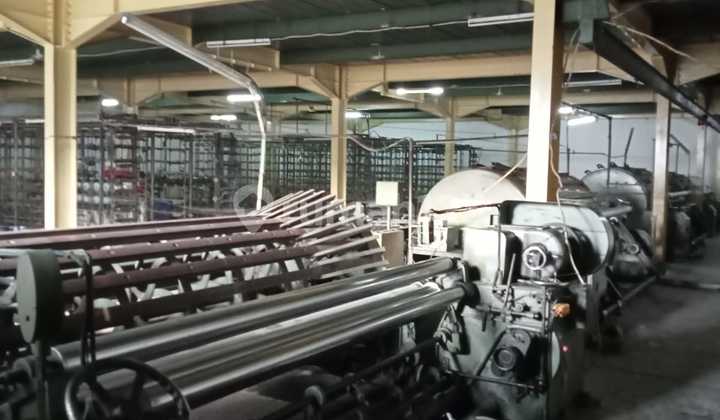 Pabrik Celup Dan Gudang Benang Di Majalaya