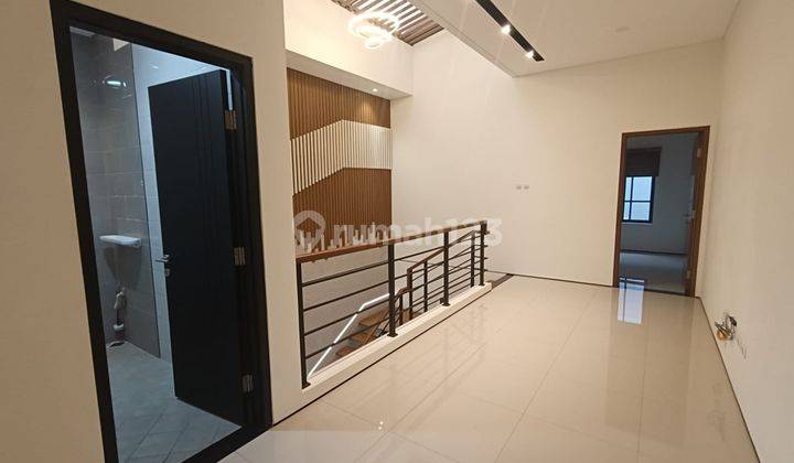 Rumah Modern Minimalis Mekarwangi Lokasi Dalam Cluster 2