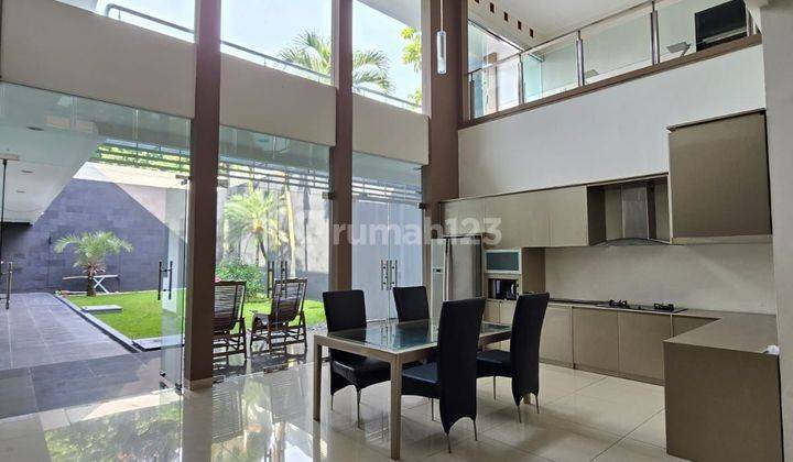 Rumah Mewah Luas Furnish Setraduta Lokasi Aman  Dalam Cluster 1