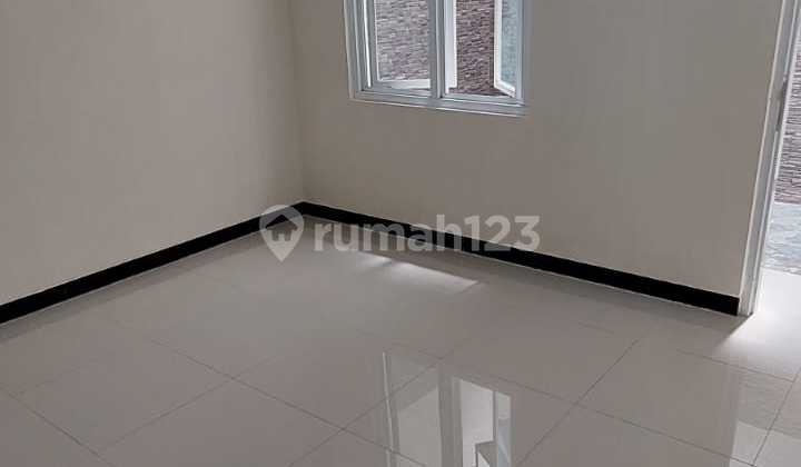 Rumah Baru Springville Taman Kopo Indah V