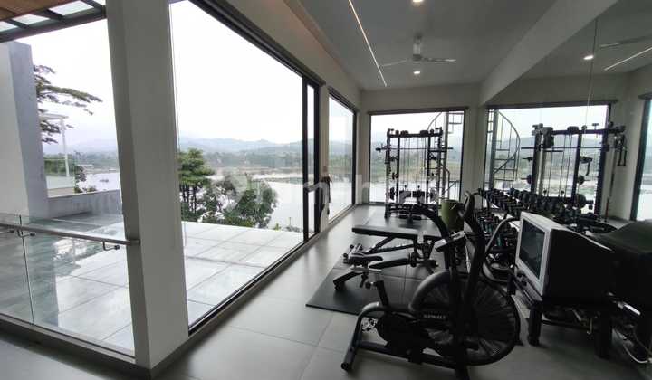 Rumah Mewah Furnish View Danau Purbasari Kota Baru Parahyangan