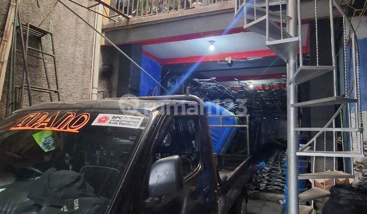 Selling Fast: Strategic House for Business on Main Road Kopo 2