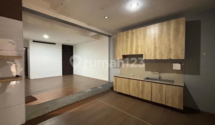 Disewakan Rumah Dan Kantor Lokasi Strategis Pusat Kota Jalan Sutami Bandung Siap Huni Disewakan Rumah Dan Kantor Lokasi Strategis Pusat Kota Jalan Sutami Bandung Siap Huni