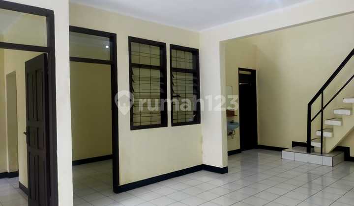 Rumah Bagus Murah Di Taman Kopo Indah 2