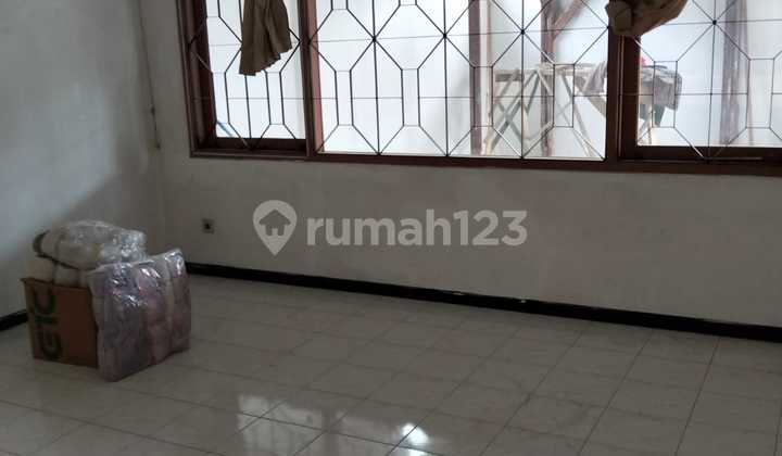 Rumah Bagus Strategis Komplek Dadali 2