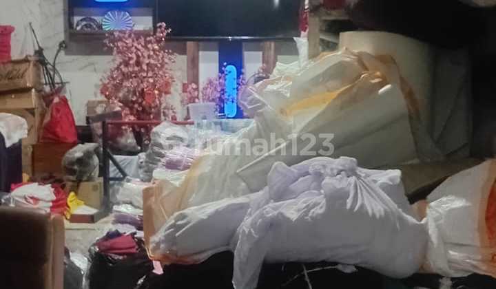 Minimalist House in Mekar Wangi 2