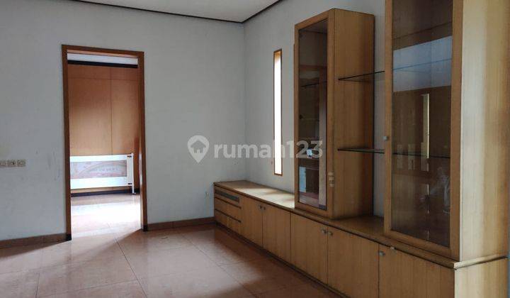 Disewa/ Dijual Rumah Bagus Furnished Setra Duta 2