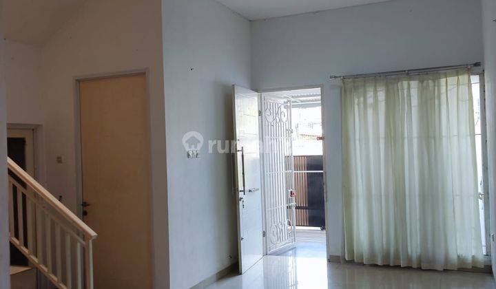 Rumah Semi Furnish Komplek Mekarwangi Lokasi Dekat Yogya 1