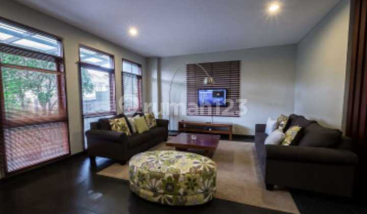 Rumah Cantik Full Furnish Setraduta Rumah Cantik Full Furnish Setraduta