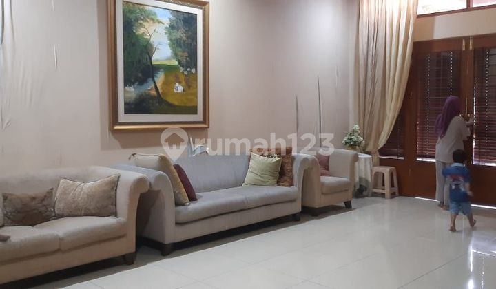 Rumah Nyaman Sejuk Jalan Multatuli Dago 2