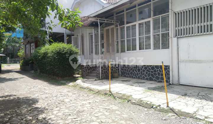 Strategic House Suitable for Boarding in Dago