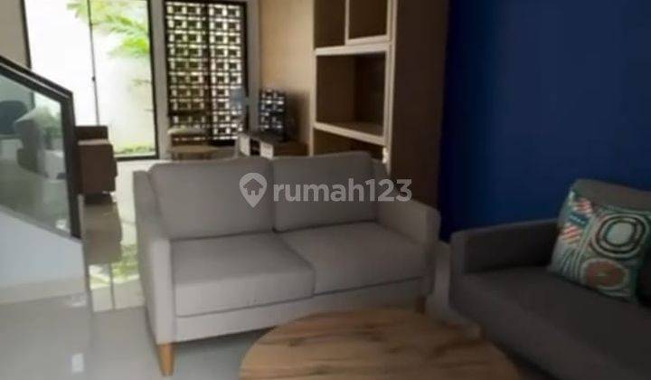 Rumah Cantik Tipe Emily Summarecon Bandung 1