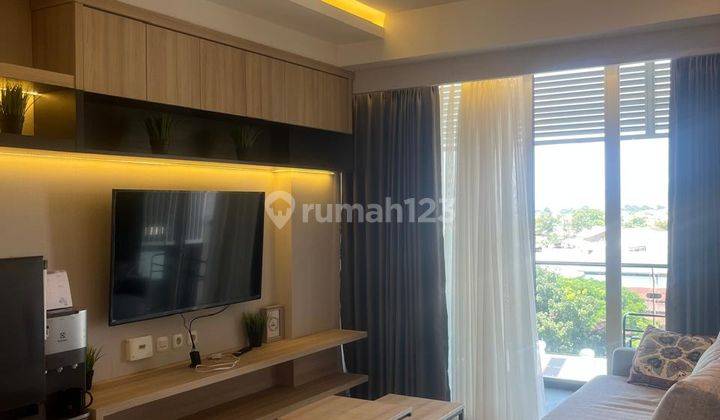 1 Bedroom Lux Furnished Landmark Residence Include Ipl 2