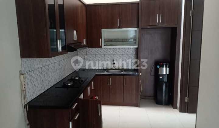 Jual Cepat Rumah Modern Semi Furnish Cluster Eksklusif Setra Indah Residence 2