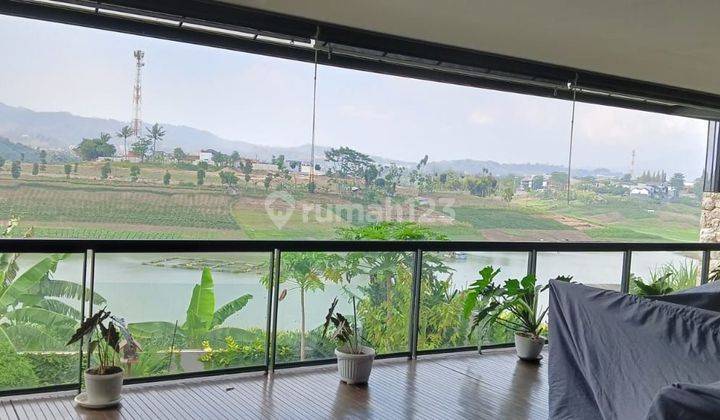 Rumah Luxury Semi Furnish View Danau Kota Baru Parahyangan 2