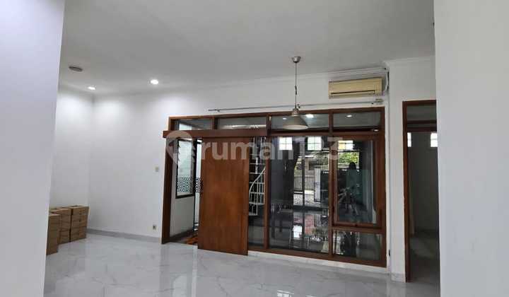 House in the Batununggal Indah Estate cluster House in the Batununggal Indah Estate cluster