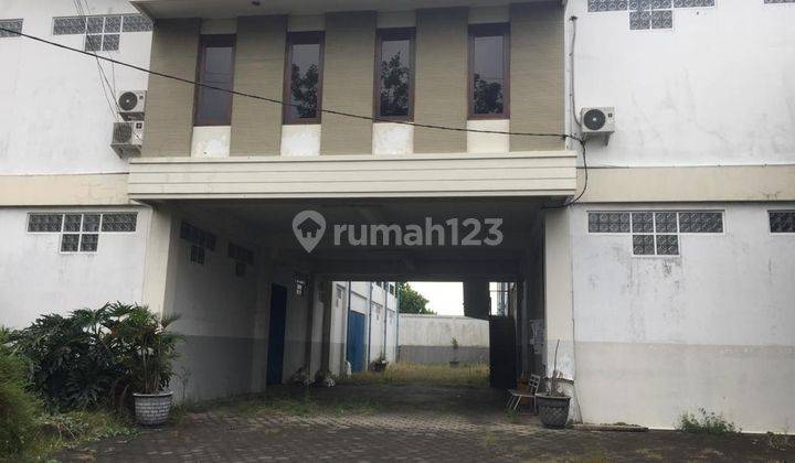 Gudang 2 lt di Prigen Pasuruan  1