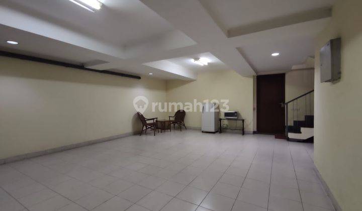 Ruang Usaha Ciumbuleuit  10