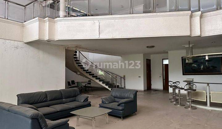 Dijual Rumah di Taman Sakura 2 Lantai 2